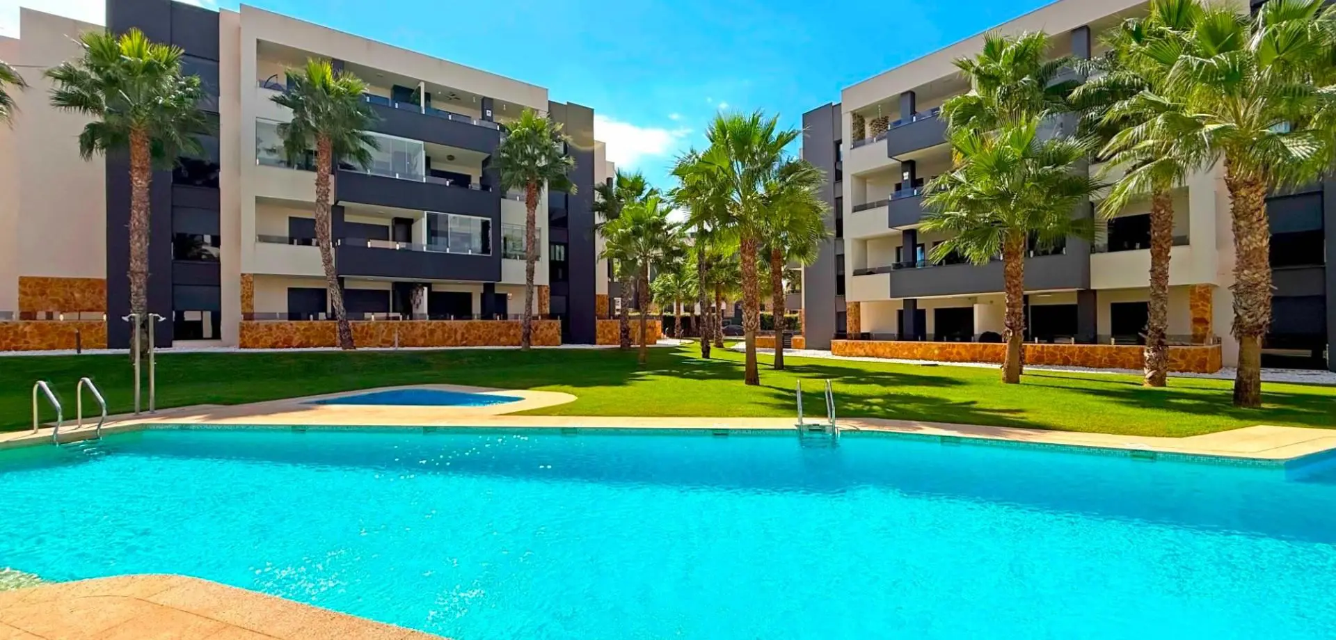 Apartment Of 85 M² In Orihuela Costa, Spain