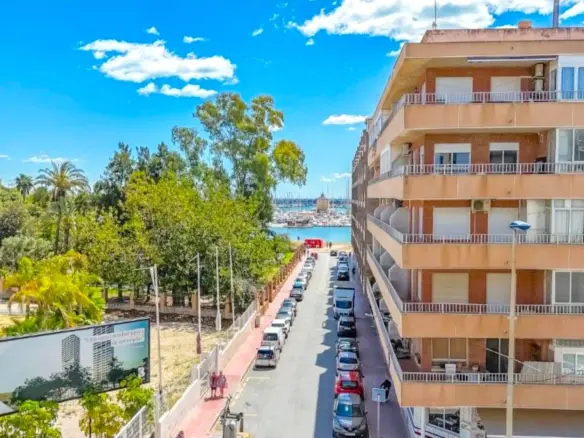 2-bedroom Apartment In Torrevieja, Spain (95 M²)