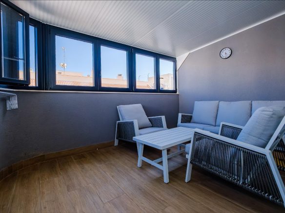 4-bedroom Apartment In Torrevieja, Spain (153 M²)