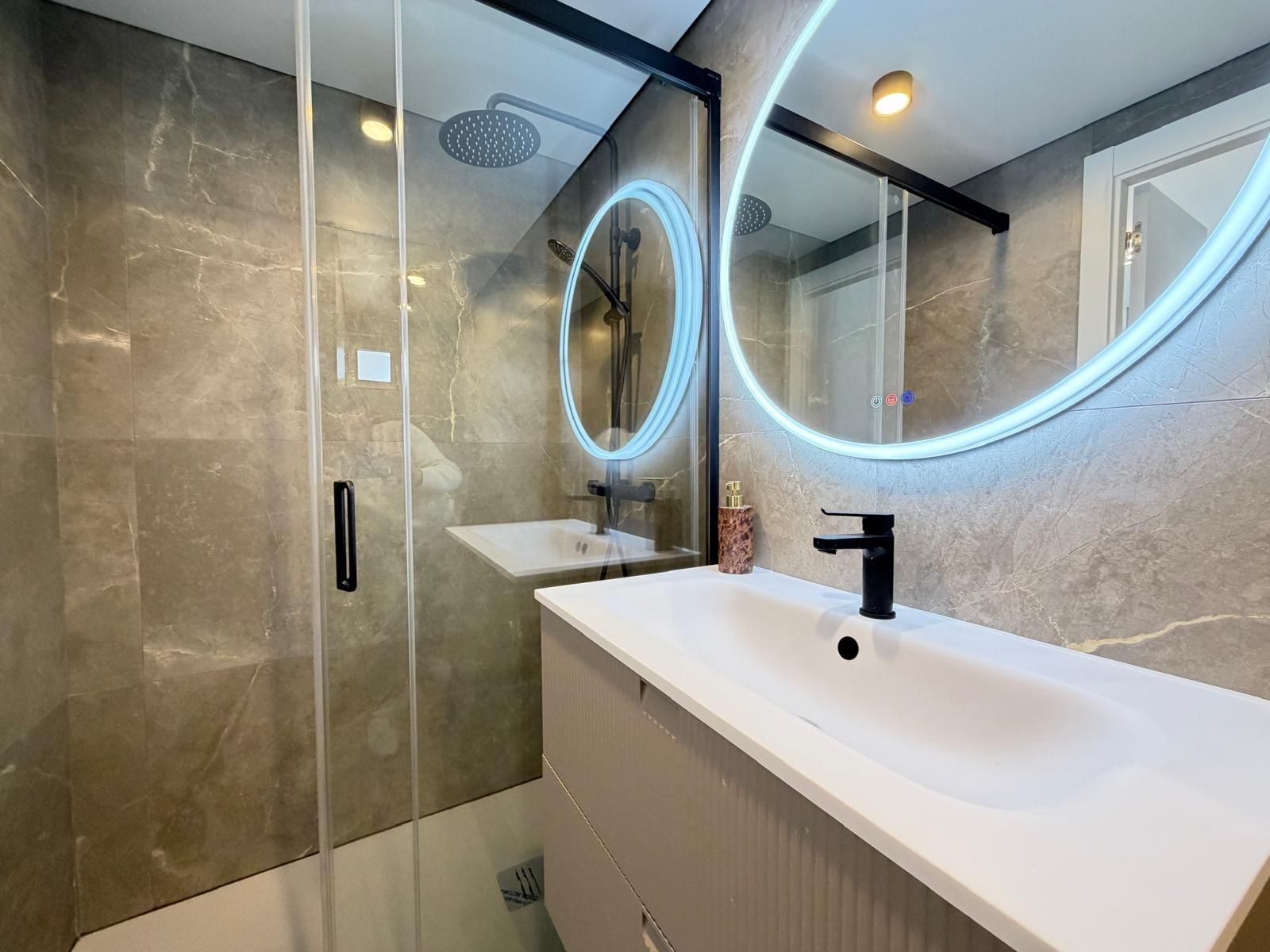 Apartment Of 91 M² In Torrevieja, Spain