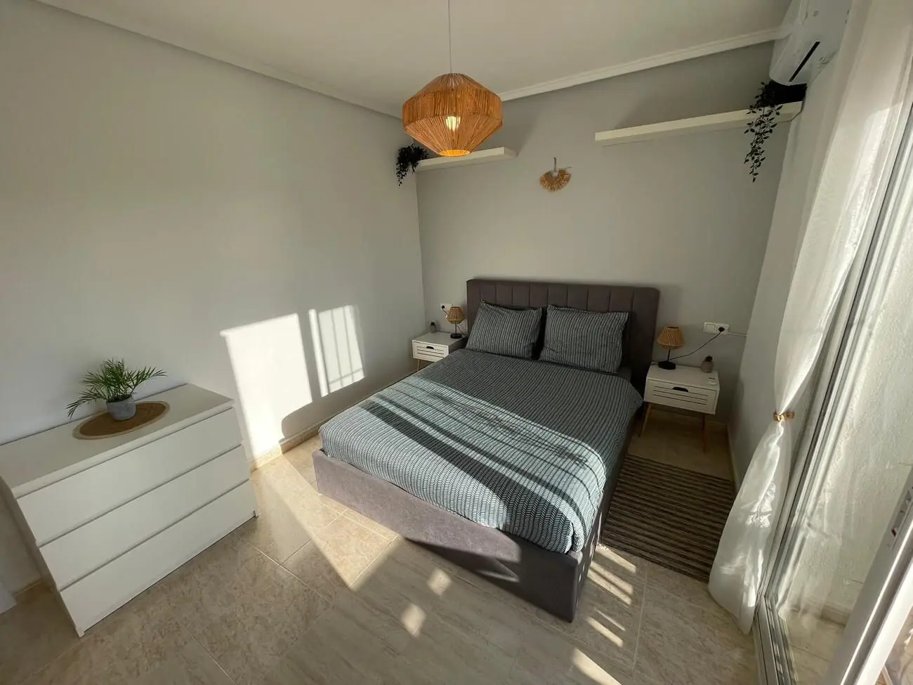 House Of 103 M² With Mediter Real Estate Features In Almoradi, Spain
