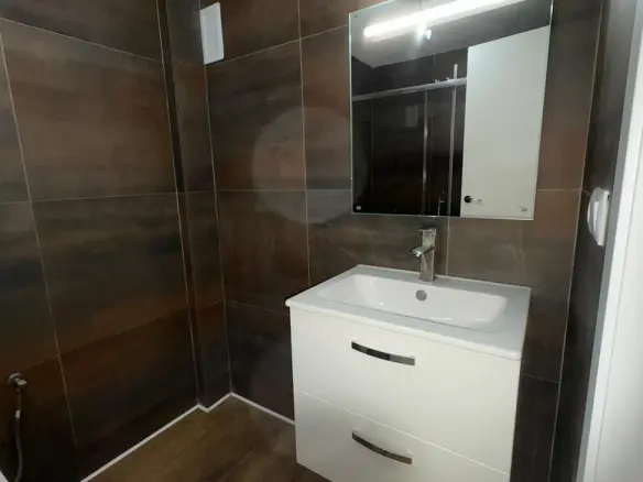 2-bedroom Bungalow In Torrevieja, Spain (56 M²)