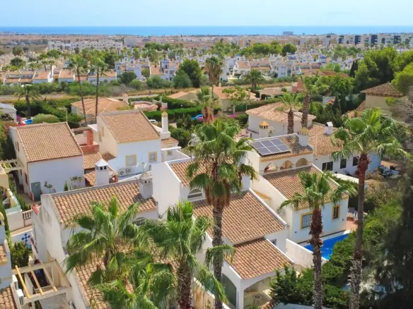 3-bedroom Villa In Orihuela Costa, Spain (96 M²)