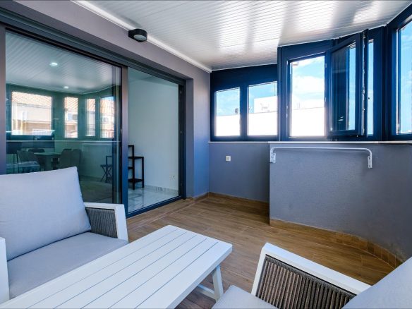 4-bedroom Apartment In Torrevieja, Spain (153 M²)