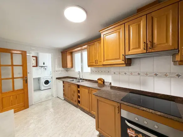 3-bedroom Apartment In Torrevieja, Spain (107 M²)