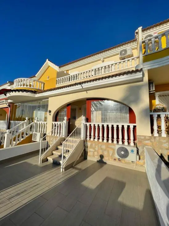 House Of 103 M² With Mediter Real Estate Features In Almoradi, Spain