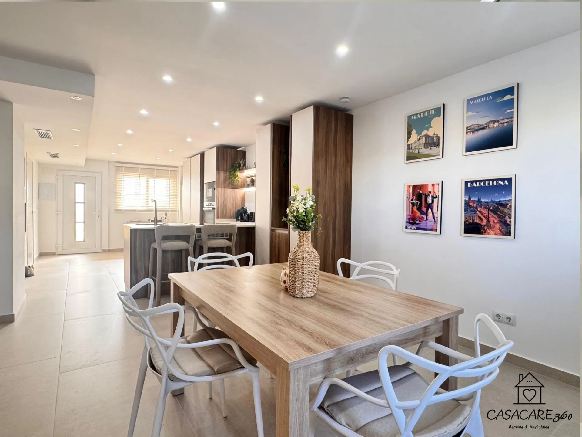 Apartment Of 95 M² In Torrevieja, Spain