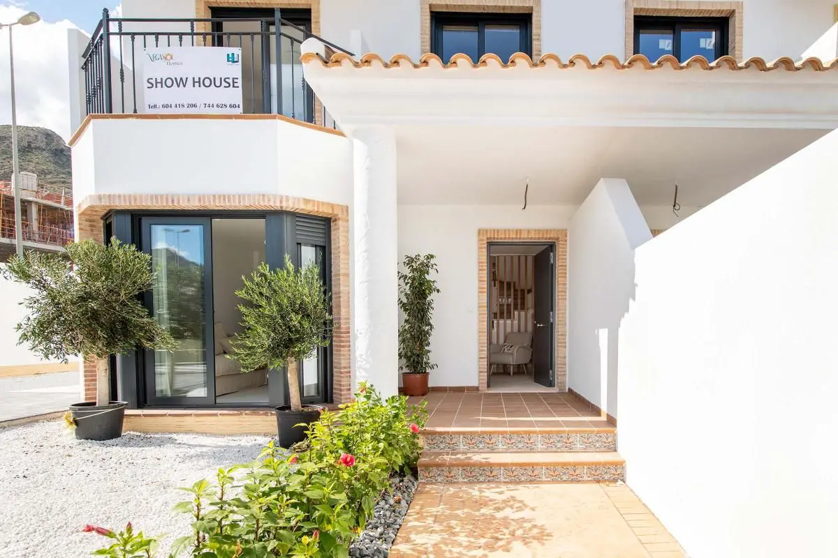 Bungalow Of 63 M² In Cox, Spain