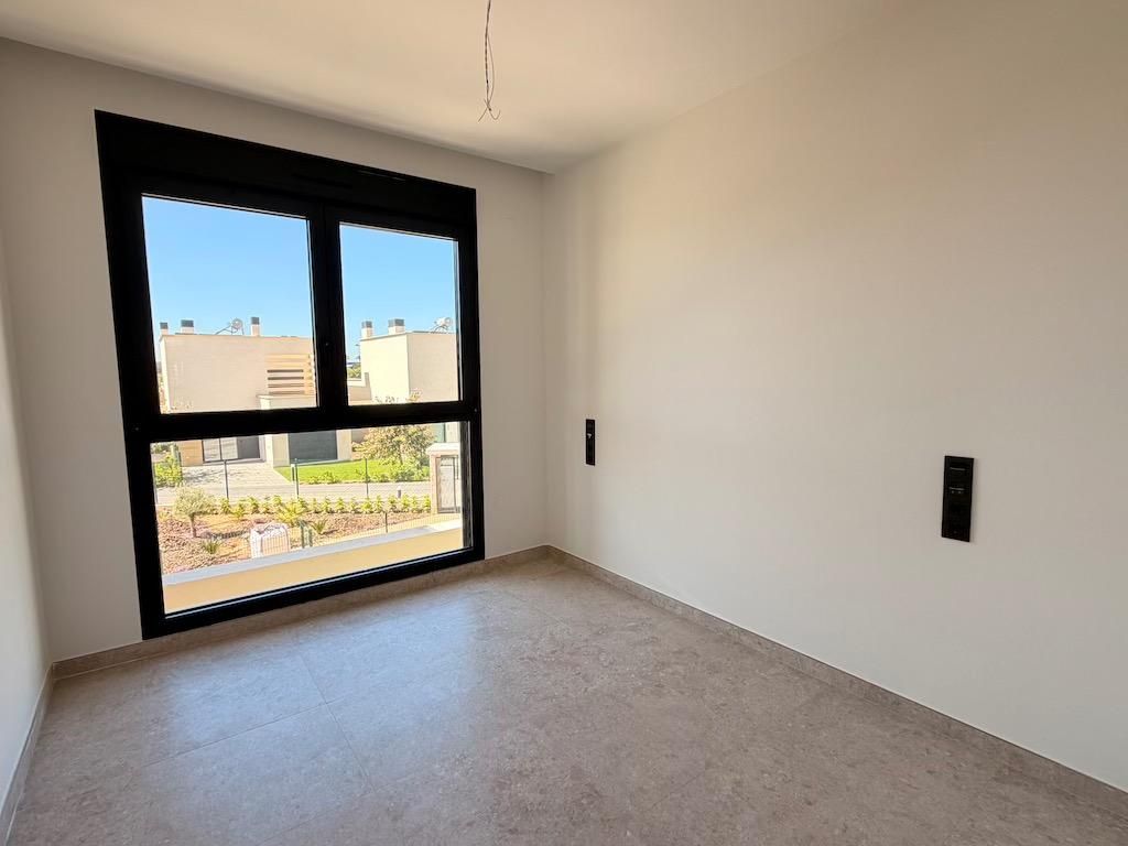 Apartment Of 88 M² With Sea Views In Los Alcázares