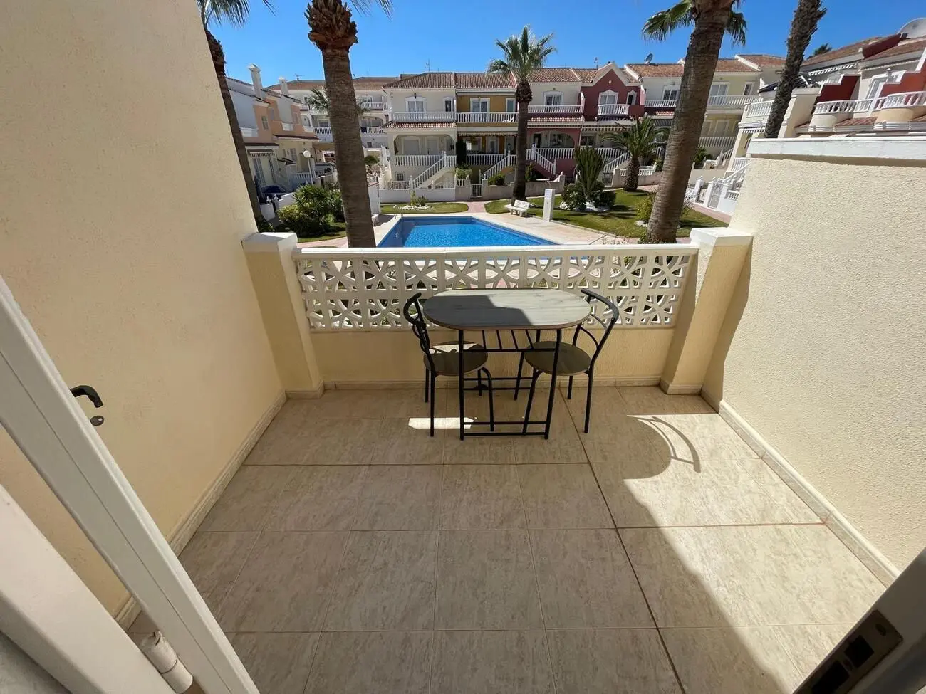 House Of 103 M² With Mediter Real Estate Features In Almoradi, Spain
