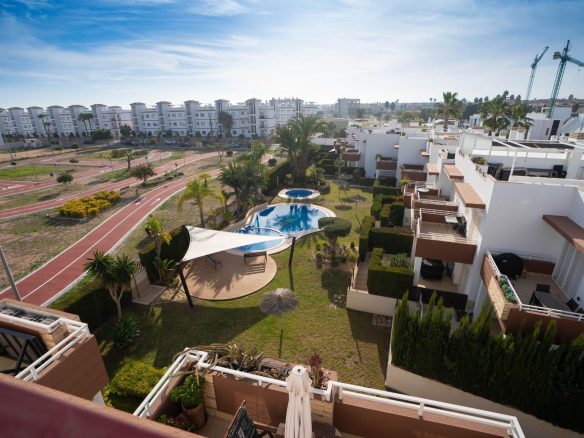 2-bedroom Apartment In Orihuela Costa, Spain (66 M²)
