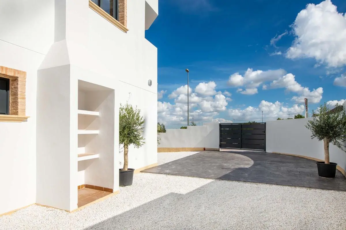 Bungalow Of 63 M² In Cox, Spain