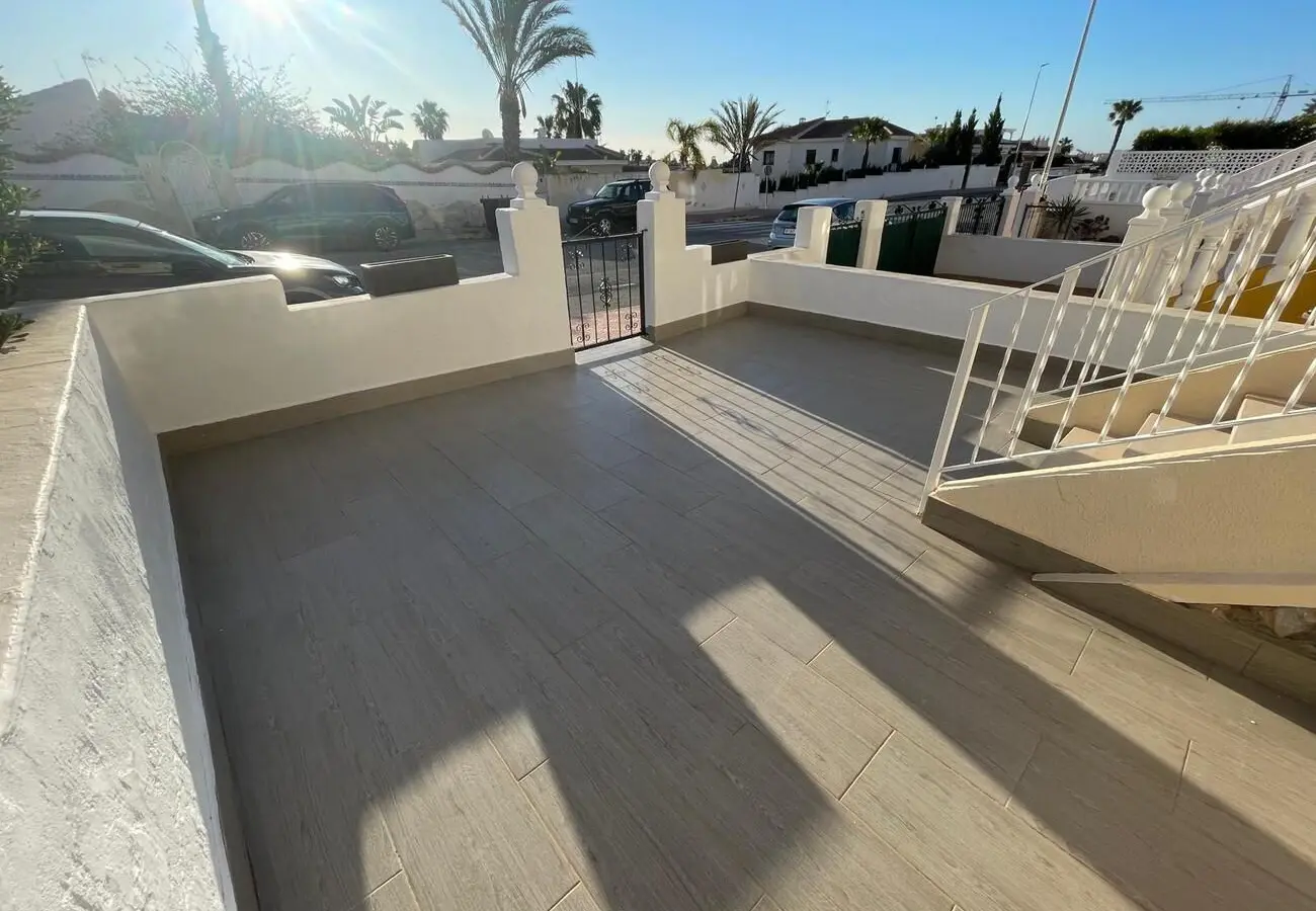 3-bedroom House In Almoradi, Spain (103 M²)