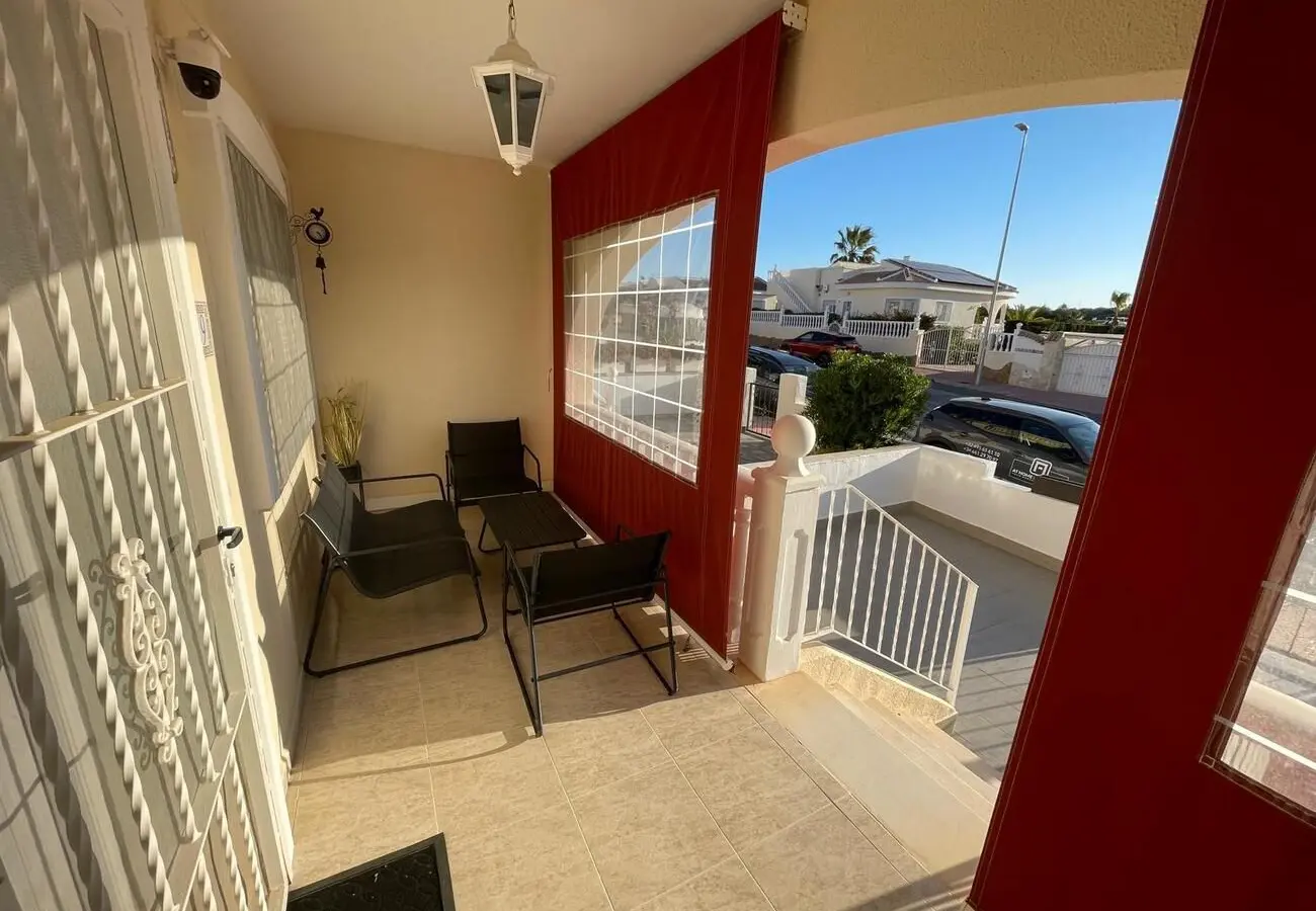 3-bedroom House In Almoradi, Spain (103 M²)
