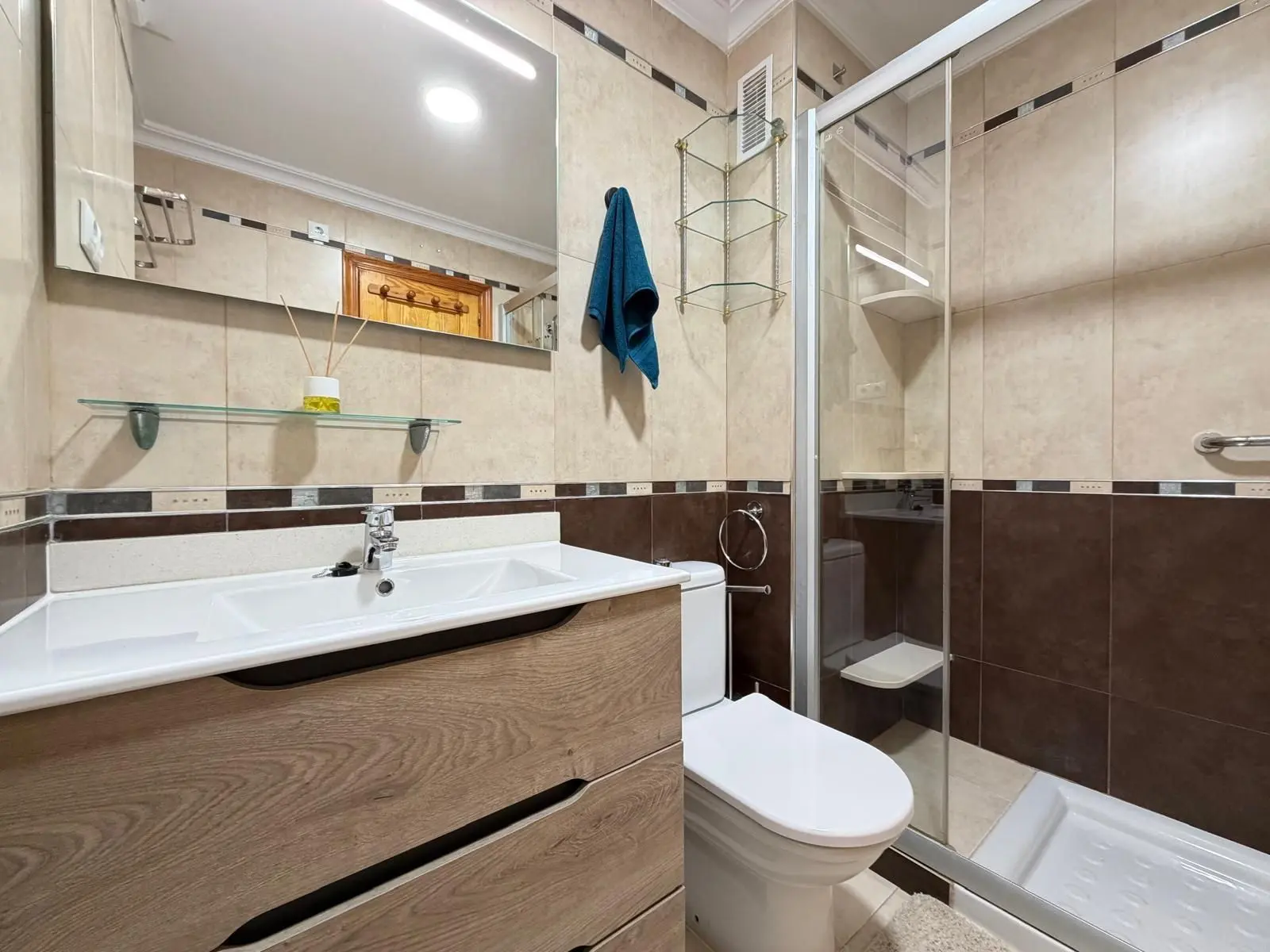 Apartment Of 107 M² With Sea View In Torrevieja