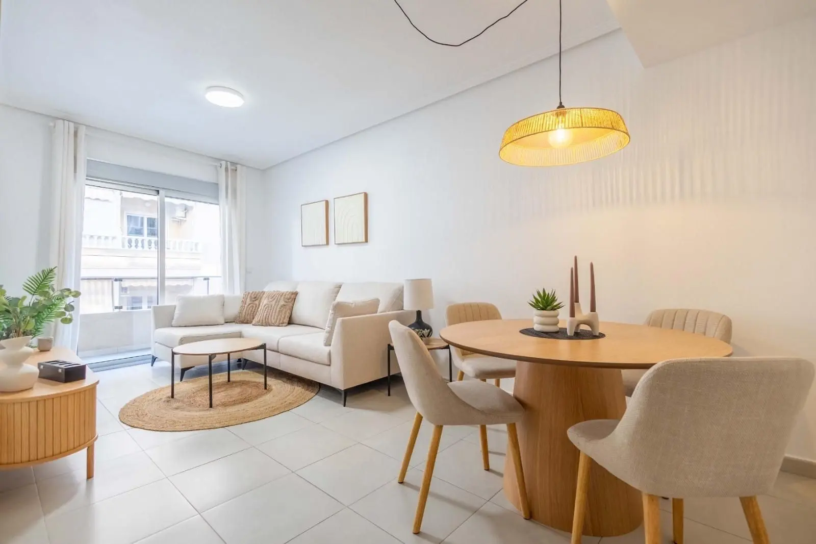 Apartment Of 92 M² In Torrevieja, Spain