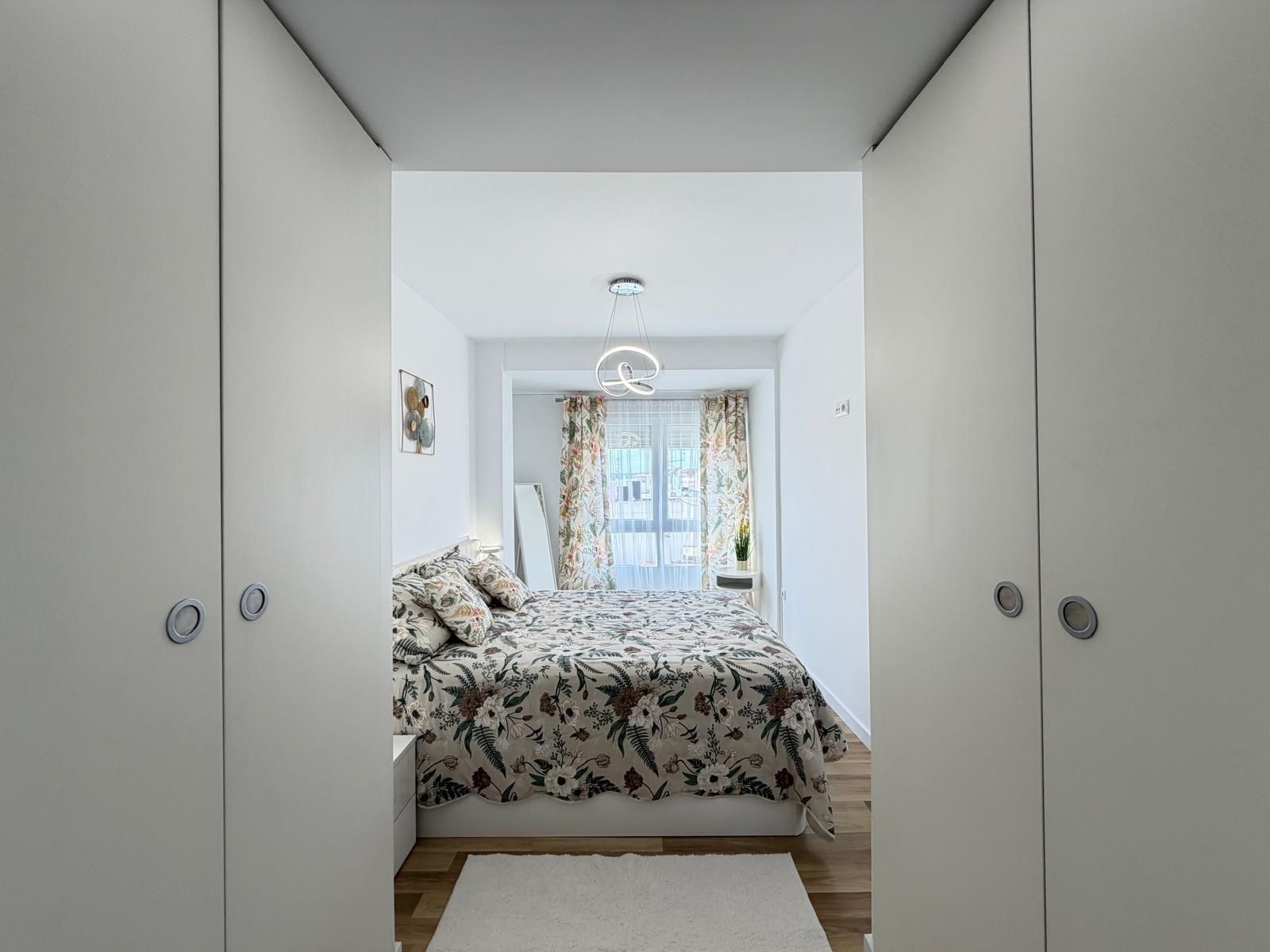 Apartment Of 98 M² In Torrevieja, Spain