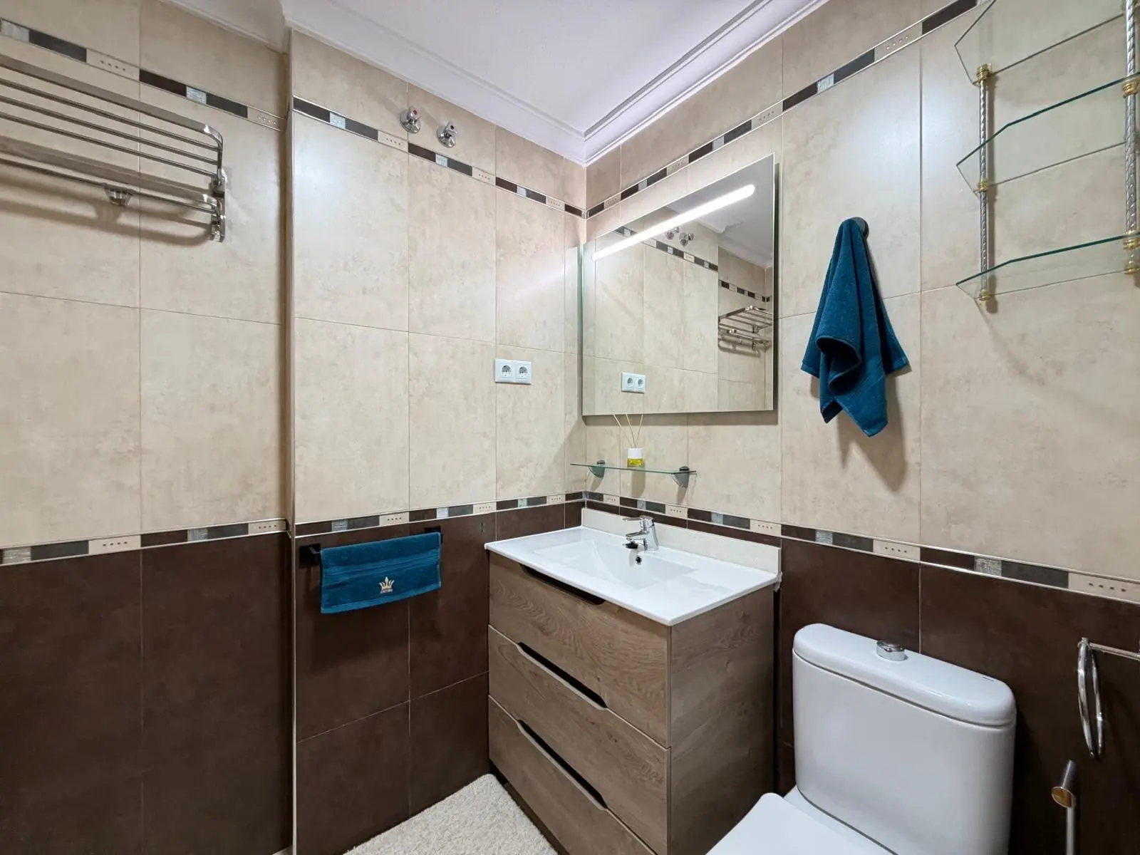 Apartment Of 107 M² With Sea View In Torrevieja