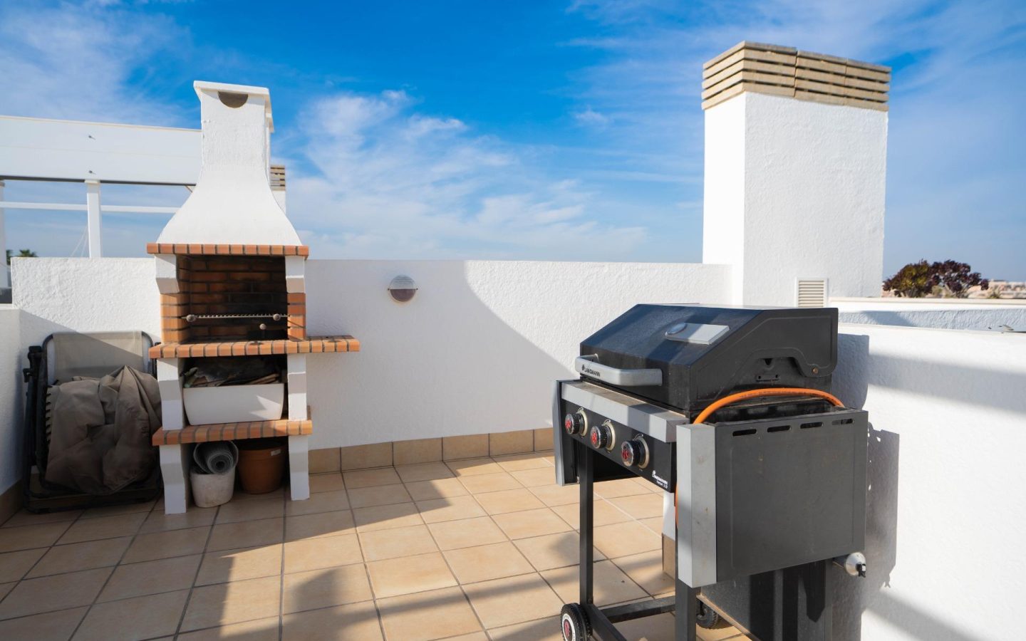 2-bedroom Apartment In Orihuela Costa, Spain (66 M²)