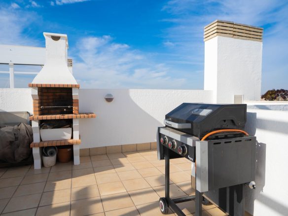 2-bedroom Apartment In Orihuela Costa, Spain (66 M²)