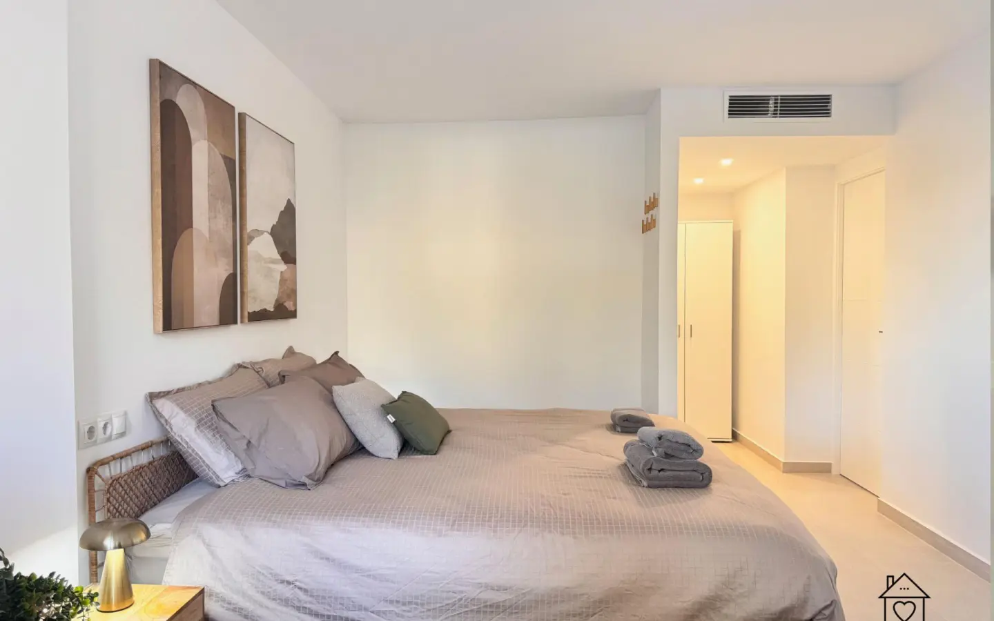 2-bedroom Apartment In Torrevieja, Spain (95 M²)