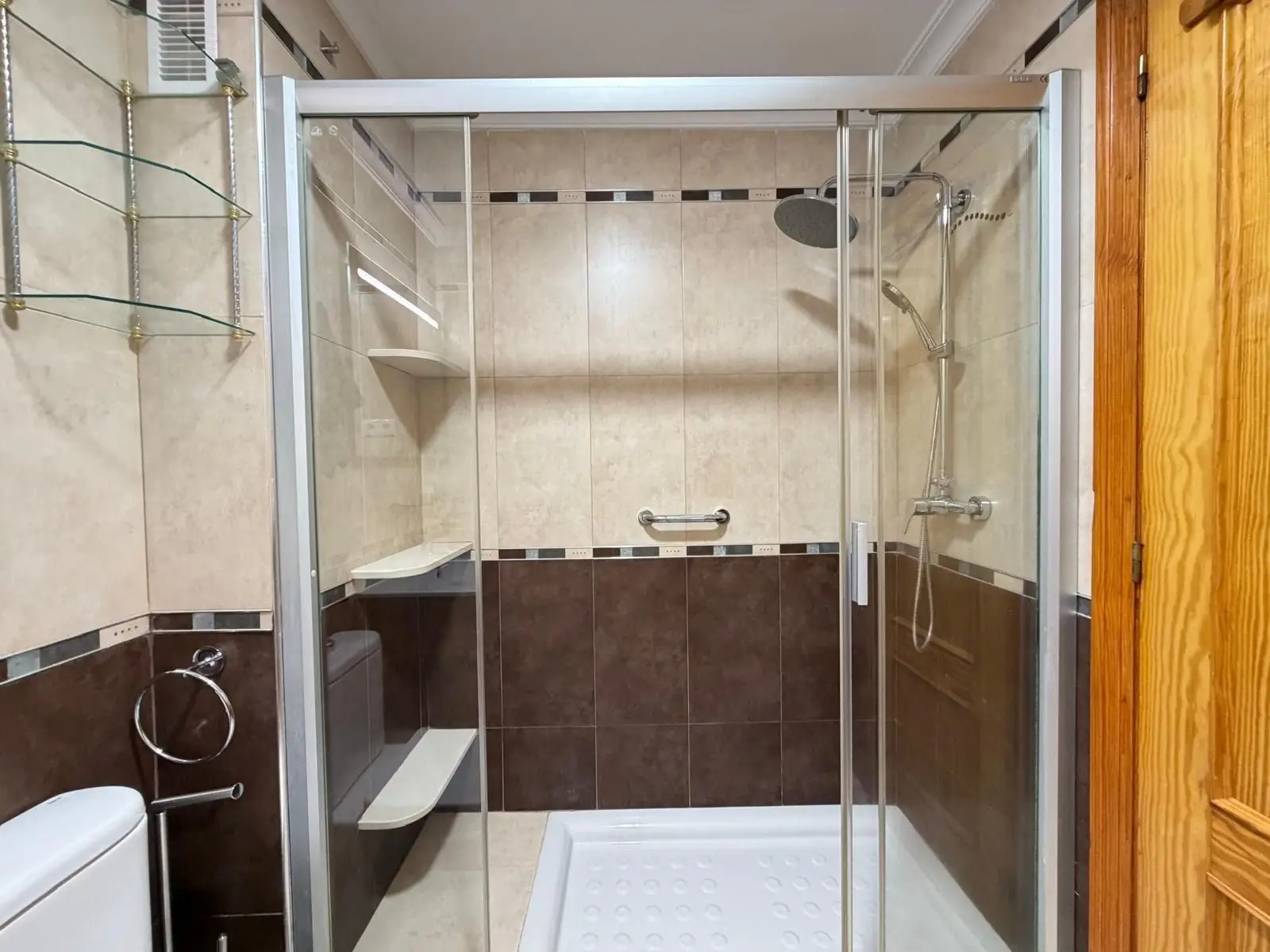 Apartment Of 107 M² With Sea View In Torrevieja
