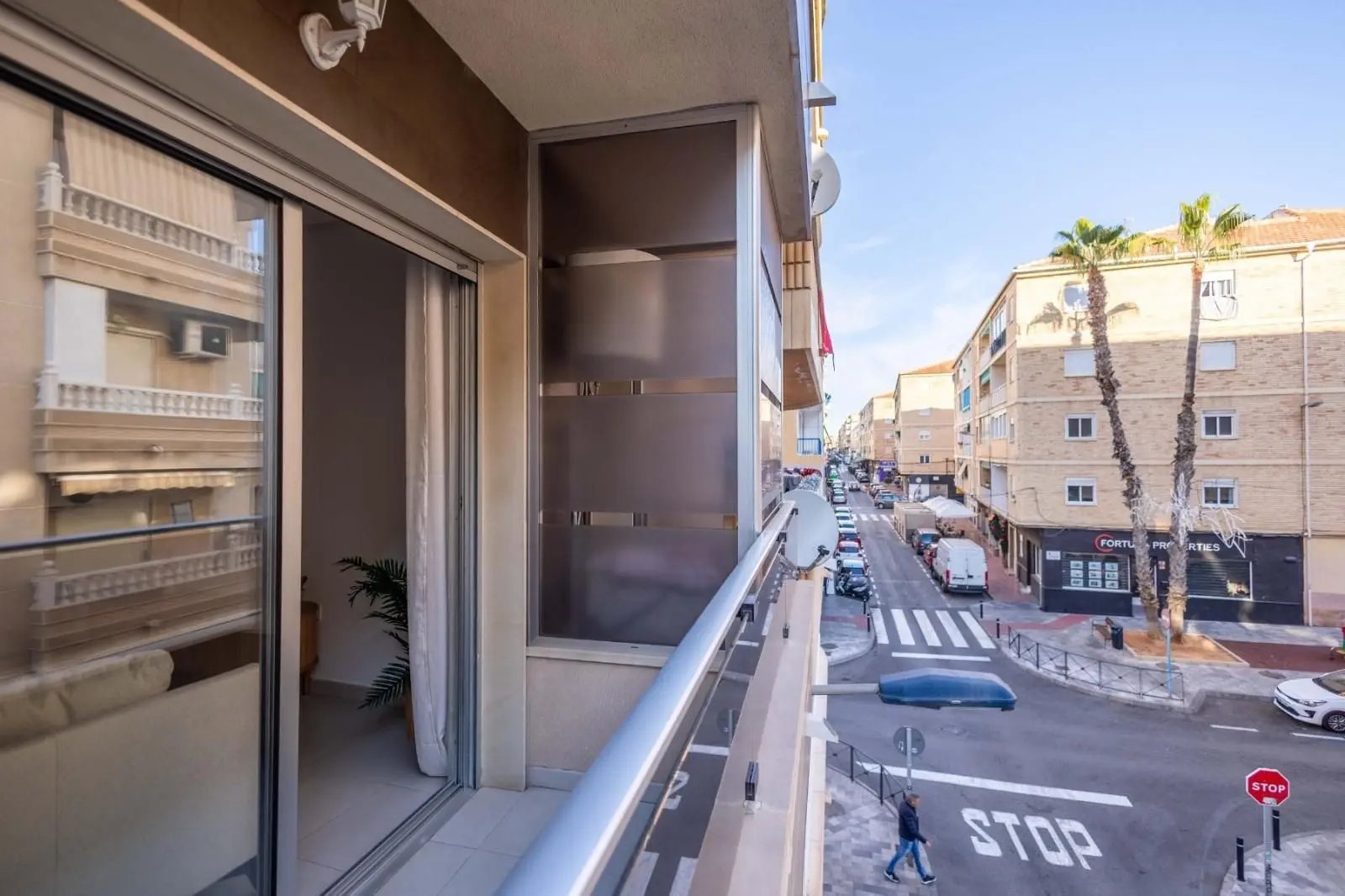Apartment Of 92 M² In Torrevieja, Spain