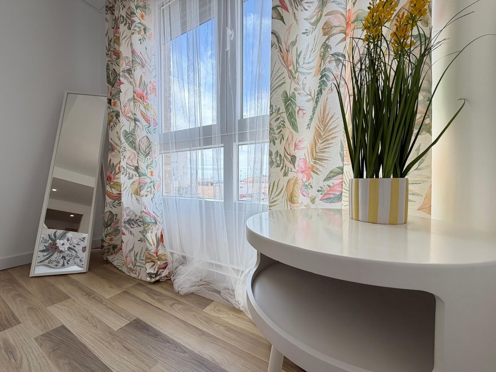 Apartment Of 98 M² In Torrevieja, Spain
