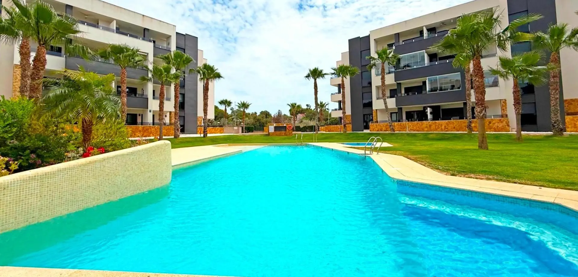 Apartment Of 85 M² In Orihuela Costa, Spain