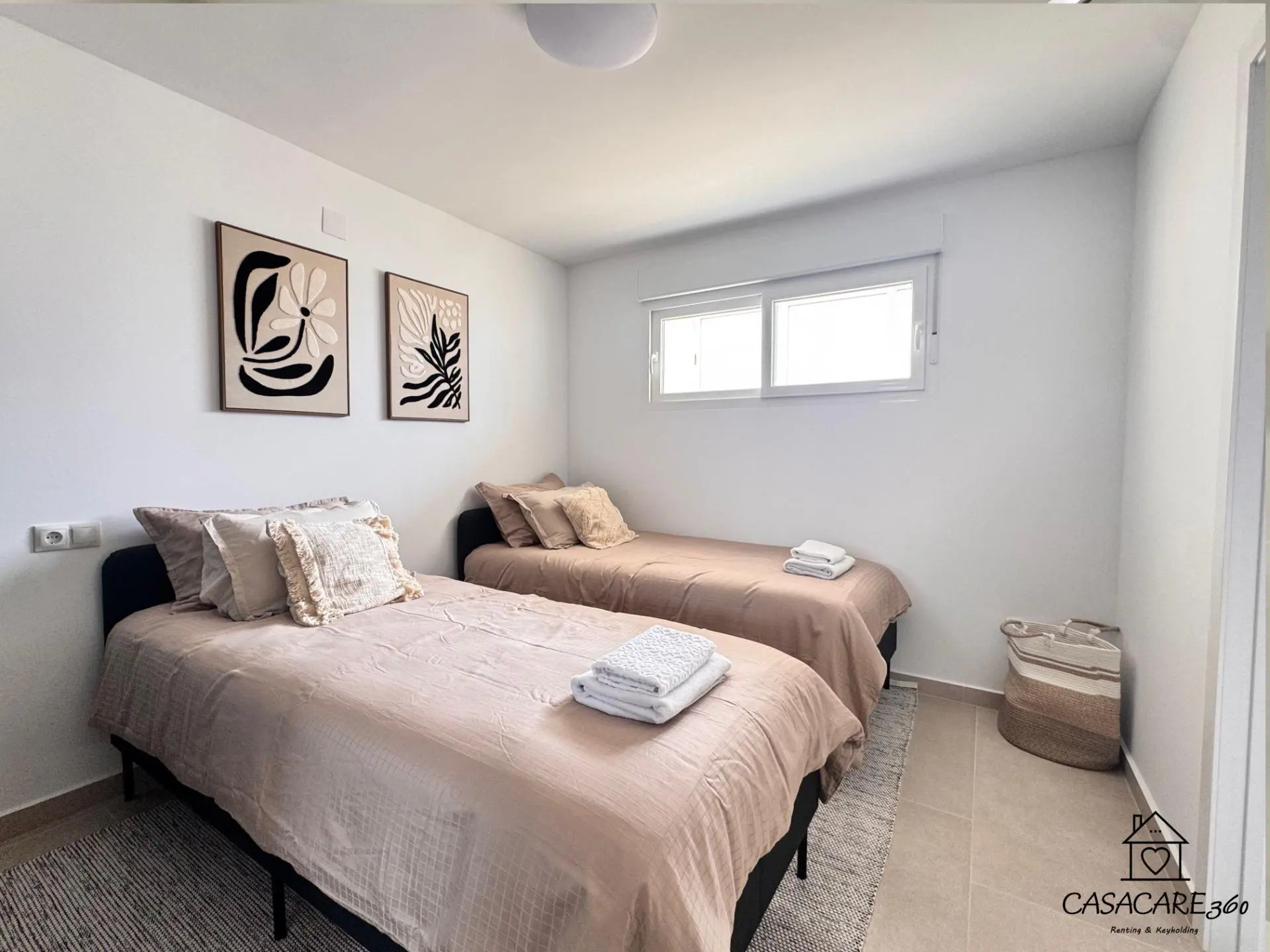 Apartment Of 95 M² In Torrevieja, Spain