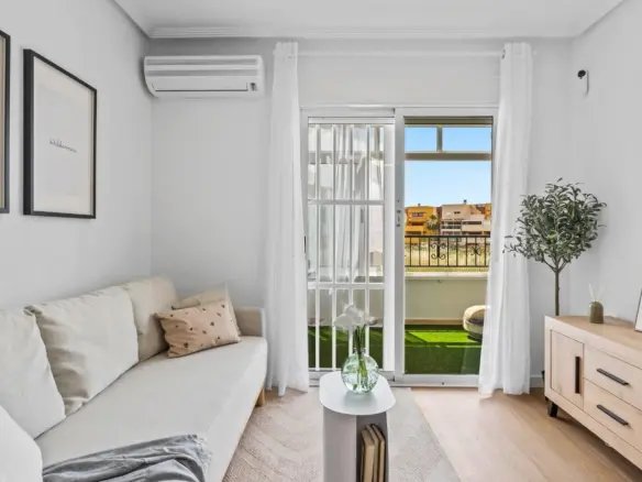 Apartment Of 68 M² In Orihuela Costa, Spain