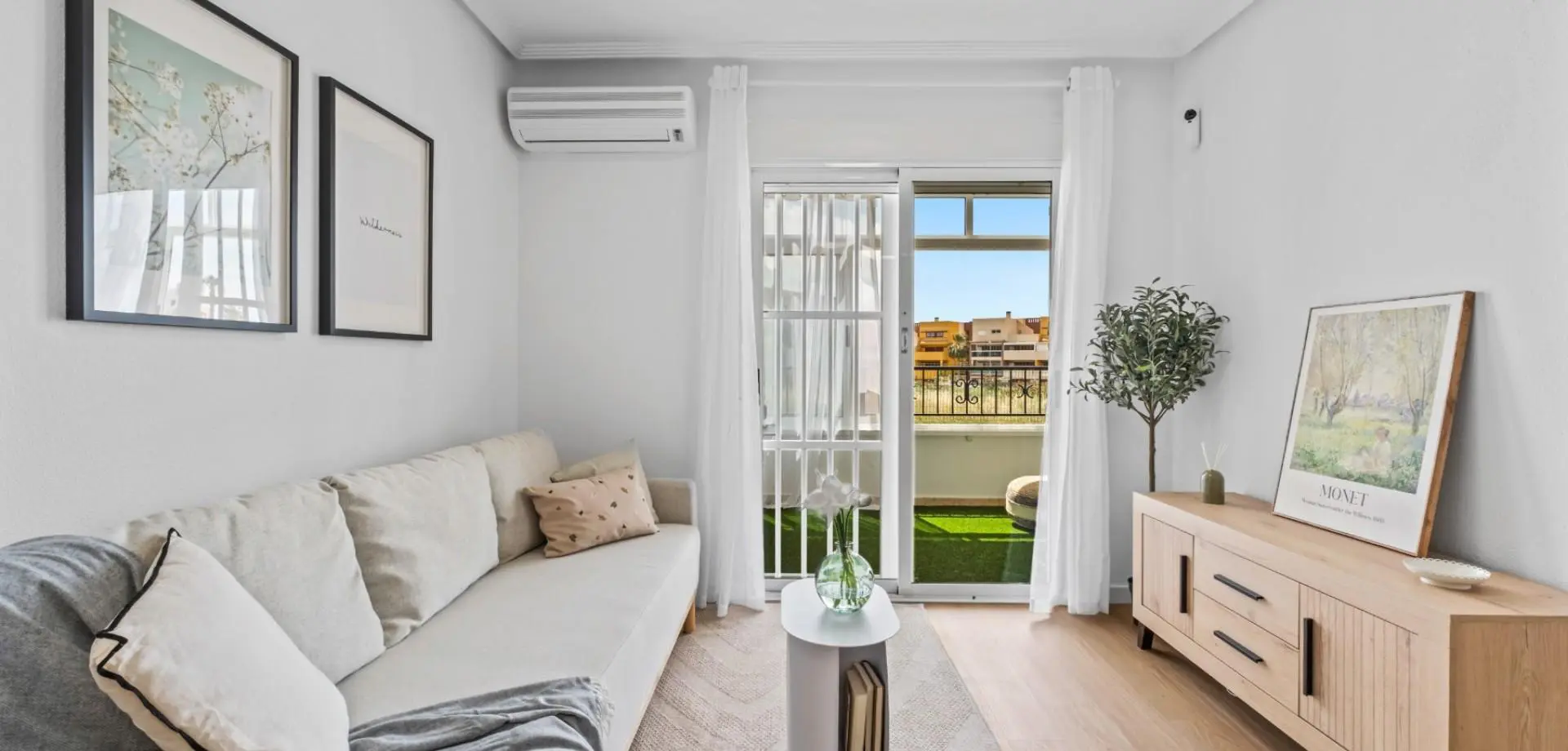 Apartment Of 68 M² In Orihuela Costa, Spain