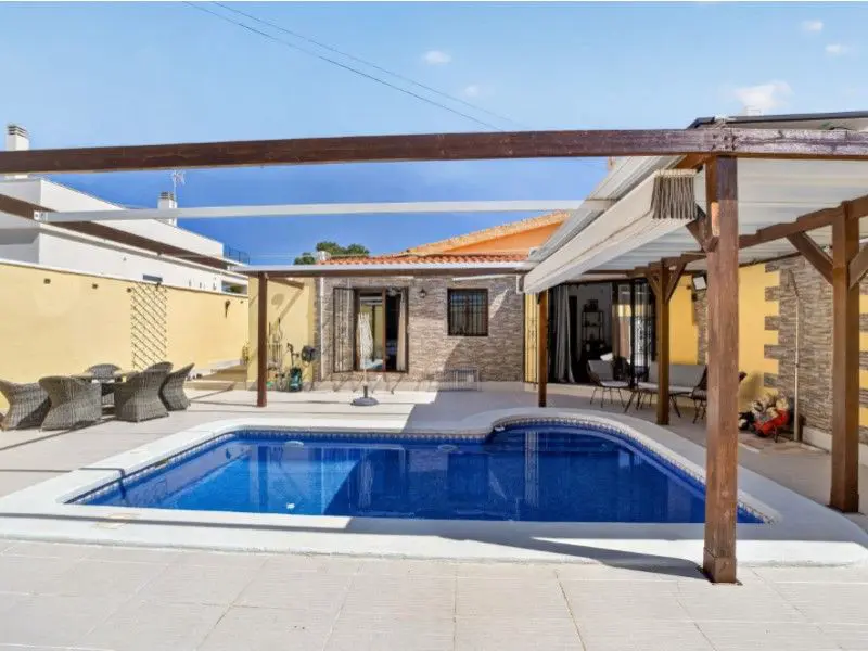 Villa Of 109 M² In Torrevieja, Spain