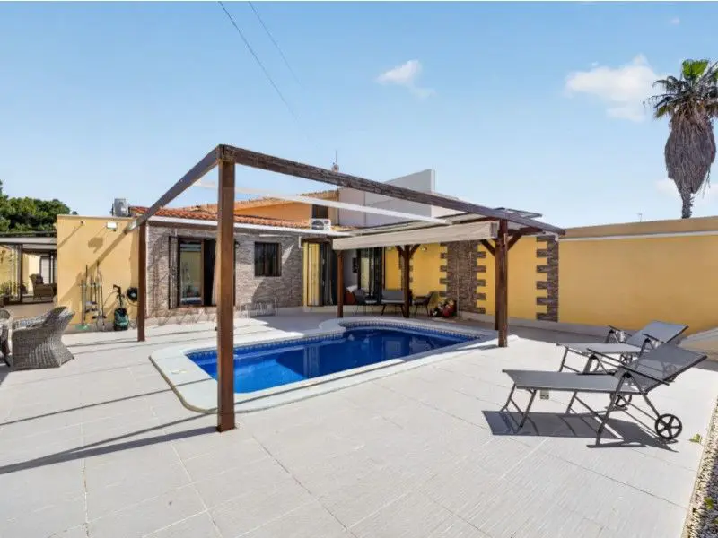 Villa Of 109 M² In Torrevieja, Spain