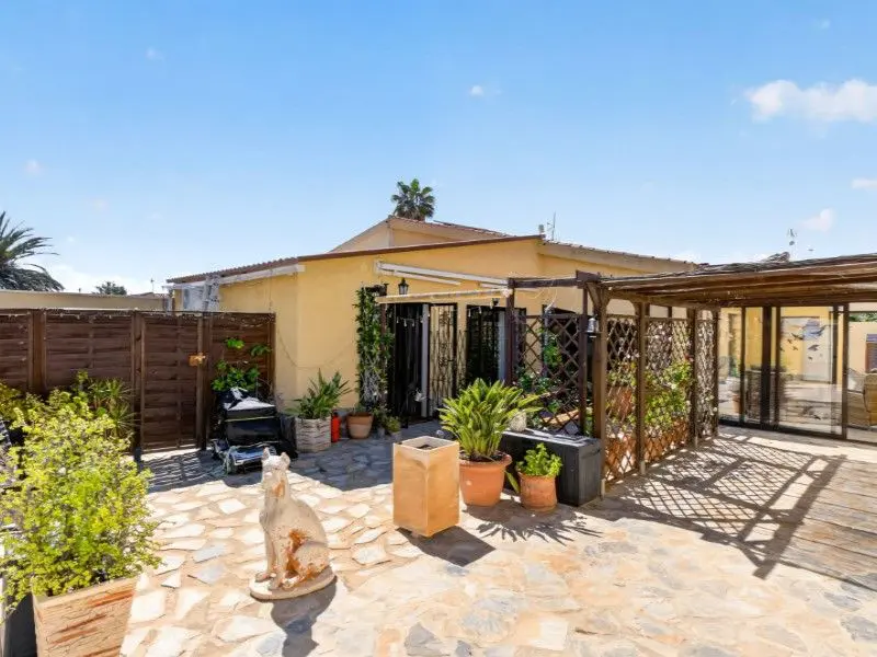 Villa Of 109 M² In Torrevieja, Spain
