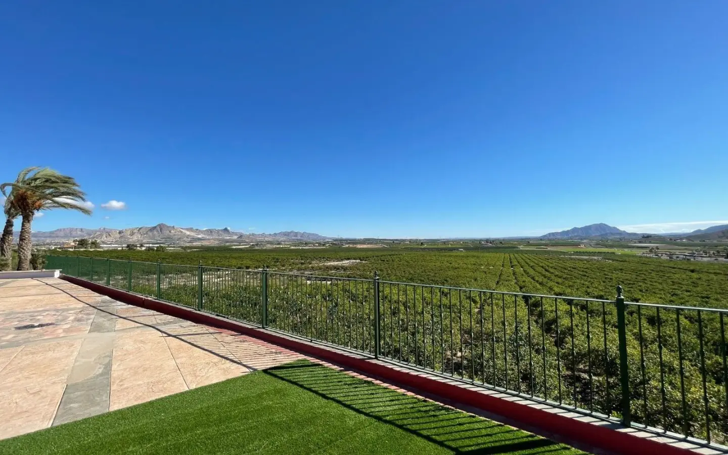 6-bedroom Villa In Murcia, Spain (210 M²)