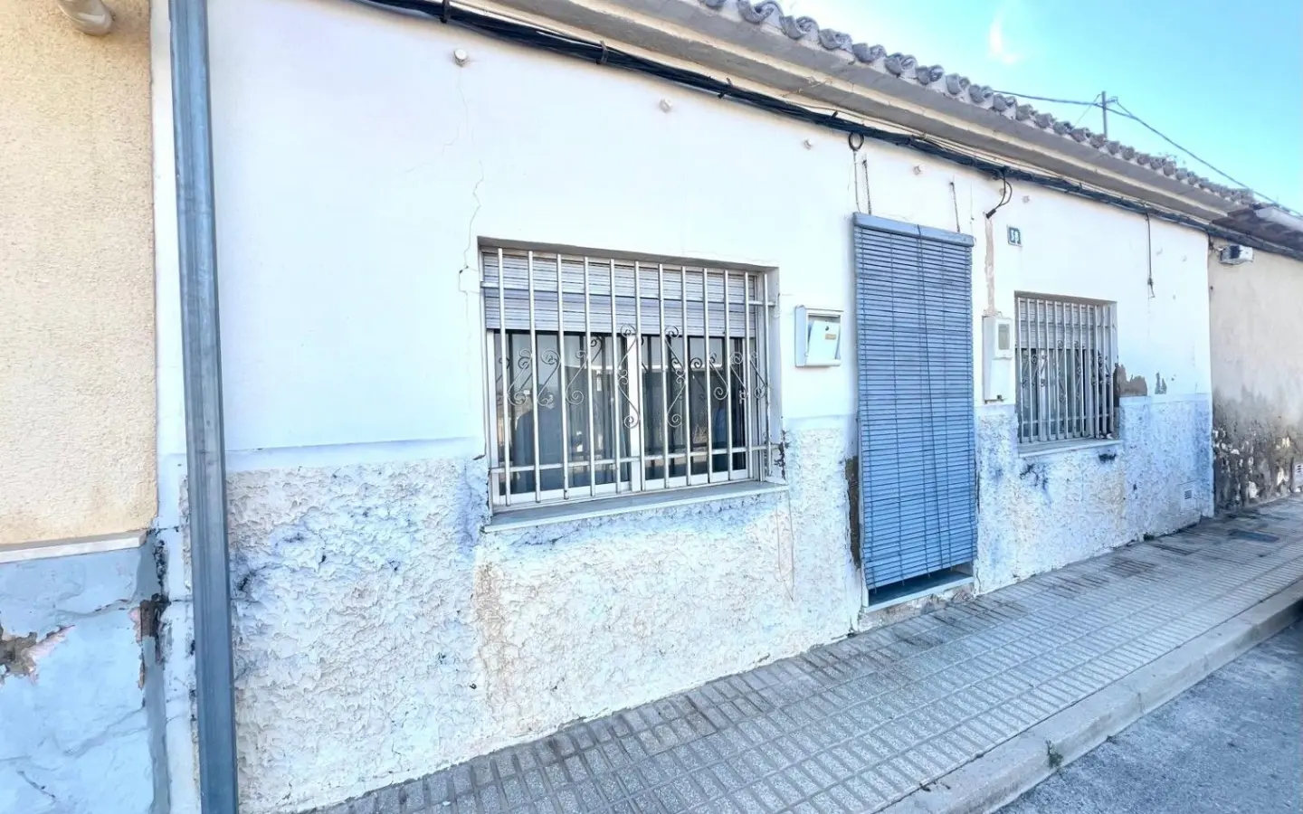 6-bedroom House In Pinoso, Spain (260 M²)