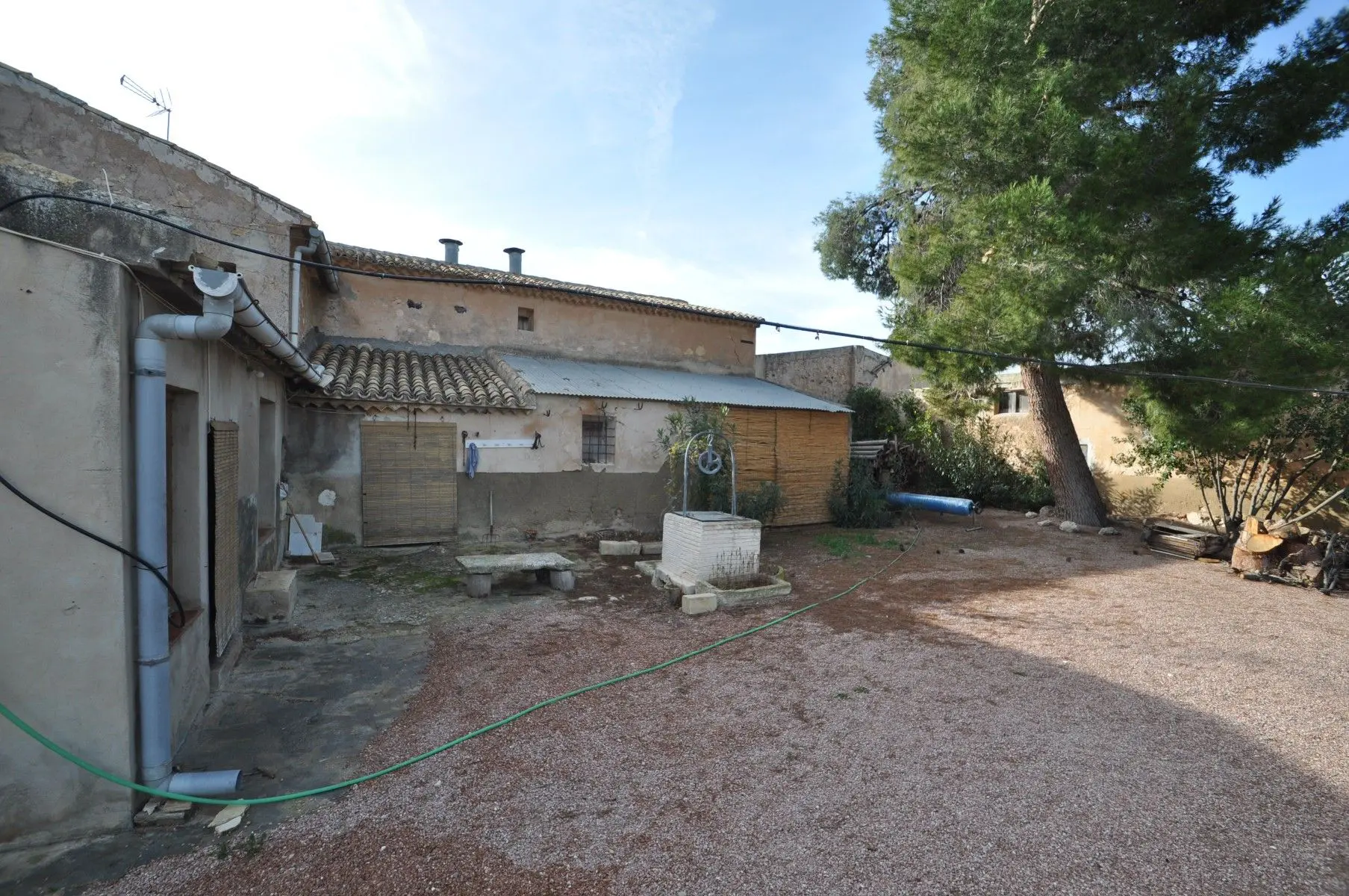 House 613 M² In Pinoso, Spain – Mediter Real Estate