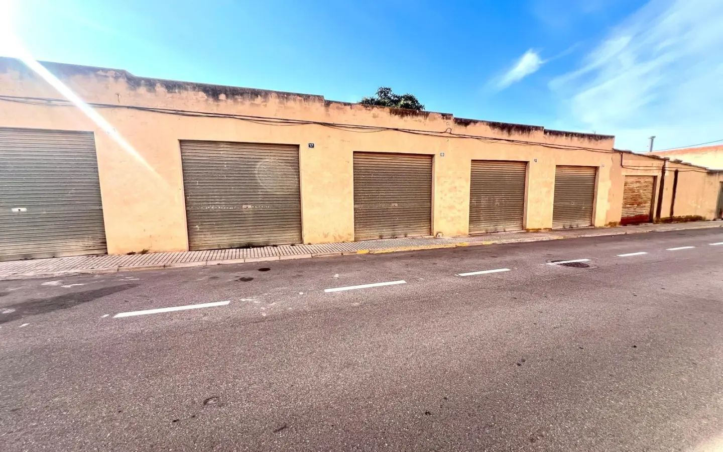 6-bedroom House In Pinoso, Spain (260 M²)