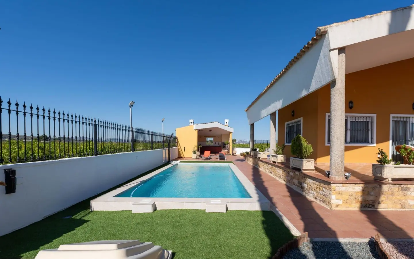 5-bedroom Villa In Orihuela, Spain (495 M²)