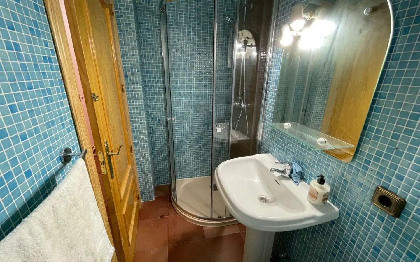 6-bedroom Villa In Murcia, Spain (210 M²)