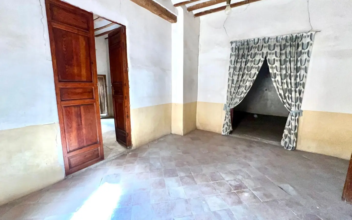 House 380 M² In Pinoso, Spain – Mediter Real Estate