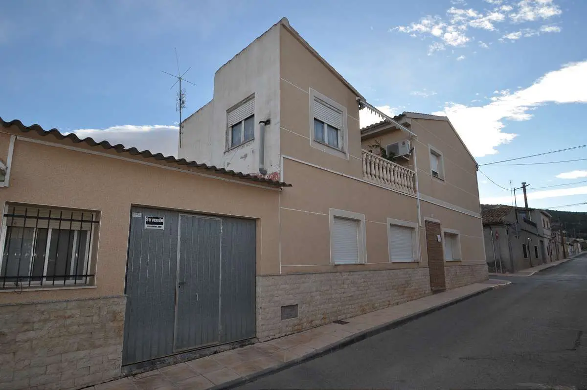 House In Pinoso, Spain – Mediter Real Estate