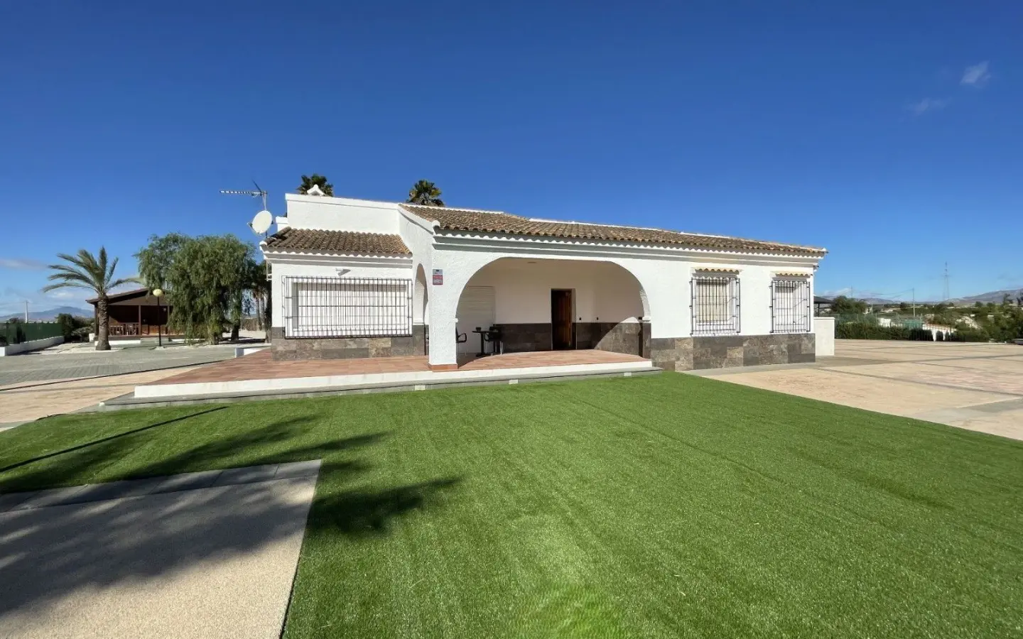 6-bedroom Villa In Murcia, Spain (210 M²)