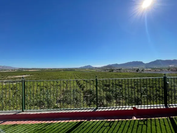 6-bedroom Villa In Murcia, Spain (210 M²)