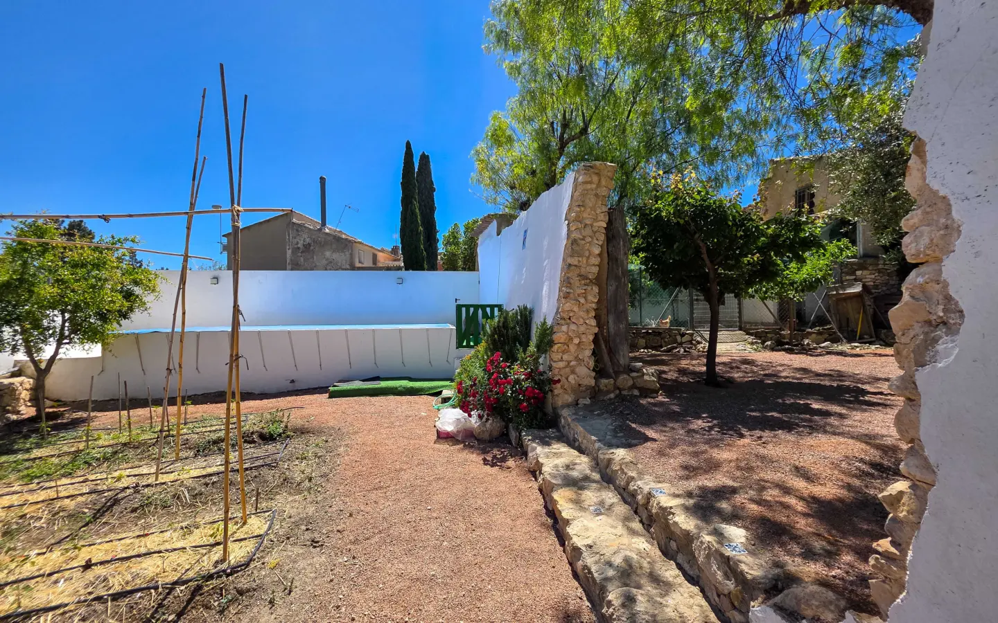 6-bedroom Country House In Torre Del Rico, Spain (400 M²)
