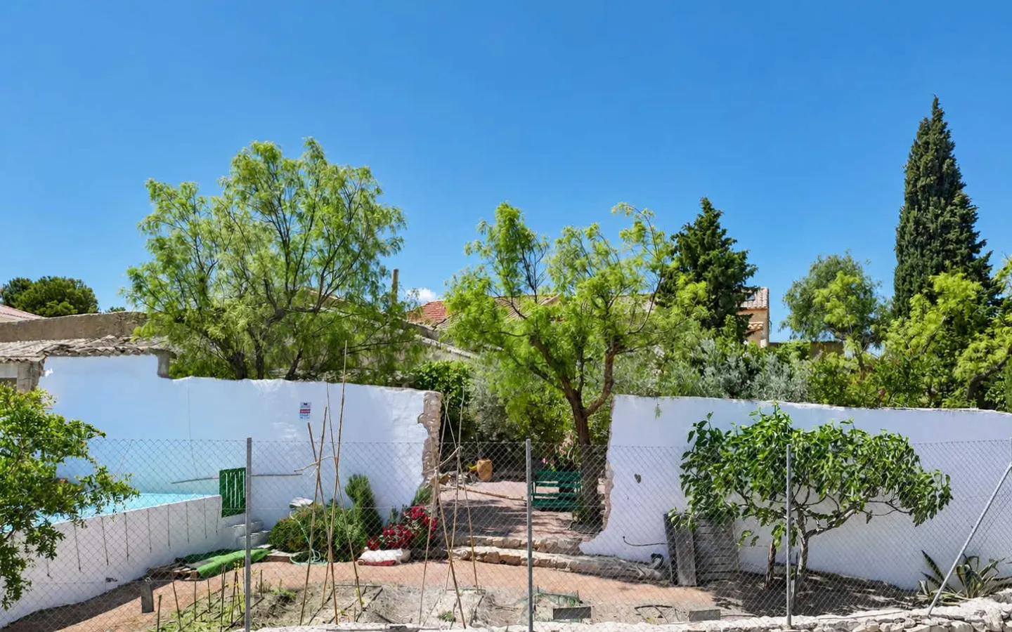 6-bedroom Country House In Torre Del Rico, Spain (400 M²)