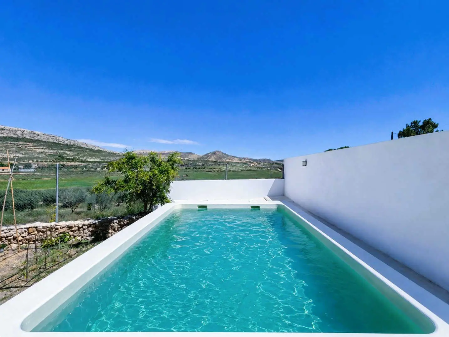Country House Of 400 M² In Torre Del Rico, Spain