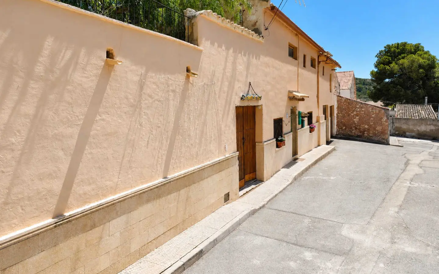 6-bedroom Country House In Torre Del Rico, Spain (400 M²)