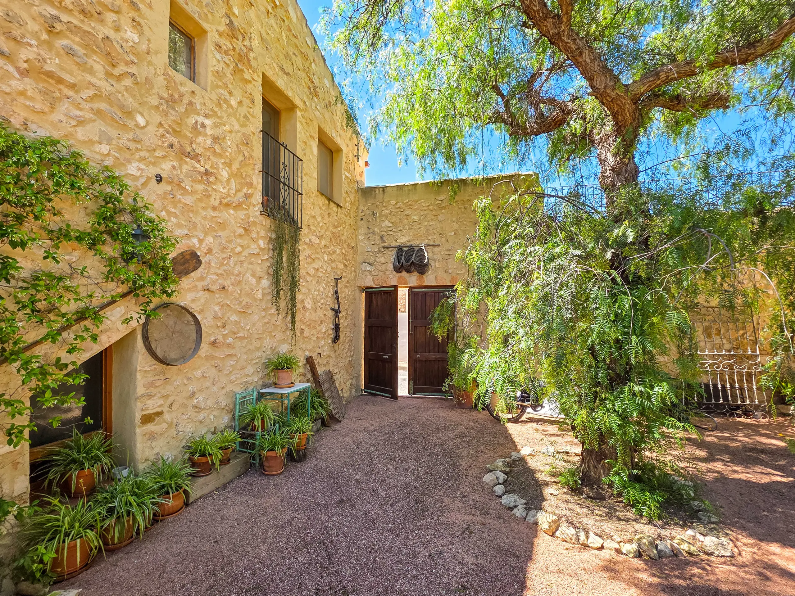 Country House Of 400 M² In Torre Del Rico, Spain